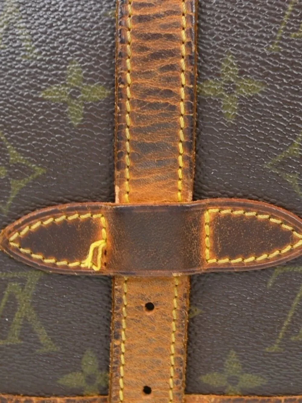 LOUIS VUITTON MONOGRAM SAUMUR 30 MESSENGER BAG